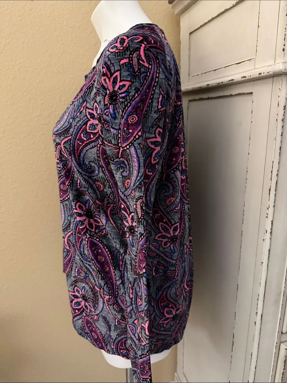 Cuddle Duds Climate Right Paisley Floral Long Sleeve PJ Top in Pink and Gray